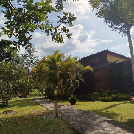 Jardin Utopia Luaran gambar