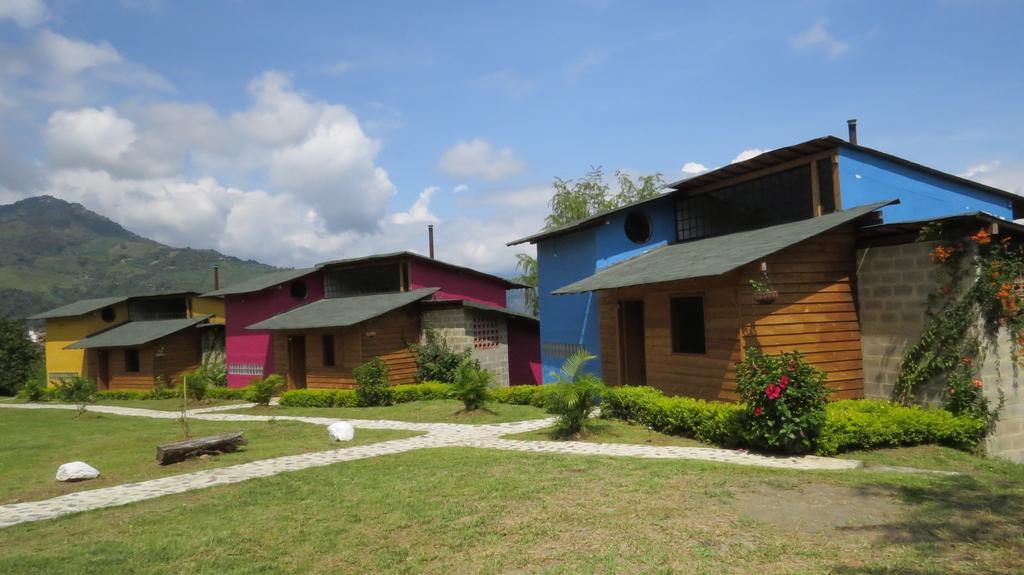 Jardin Utopia Luaran gambar