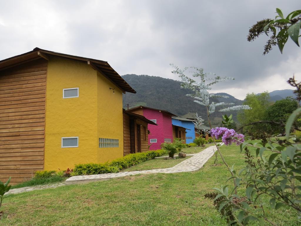 Jardin Utopia Luaran gambar